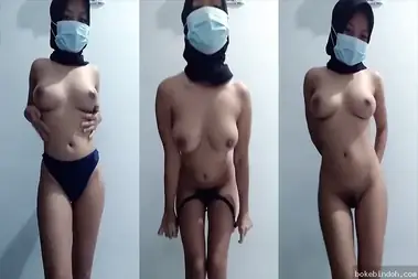 Vicoletta Hijab Main Belakang Meja Kasir